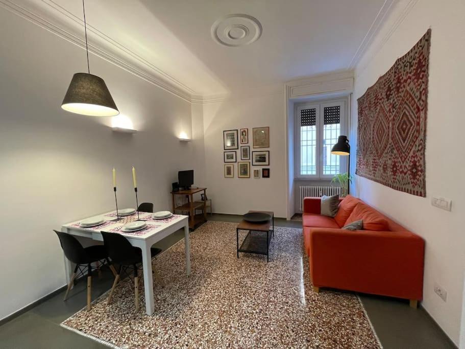 Cozy Apartment Near The Colosseum Rom Eksteriør billede